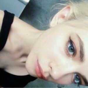 Meet your Posher, Sade